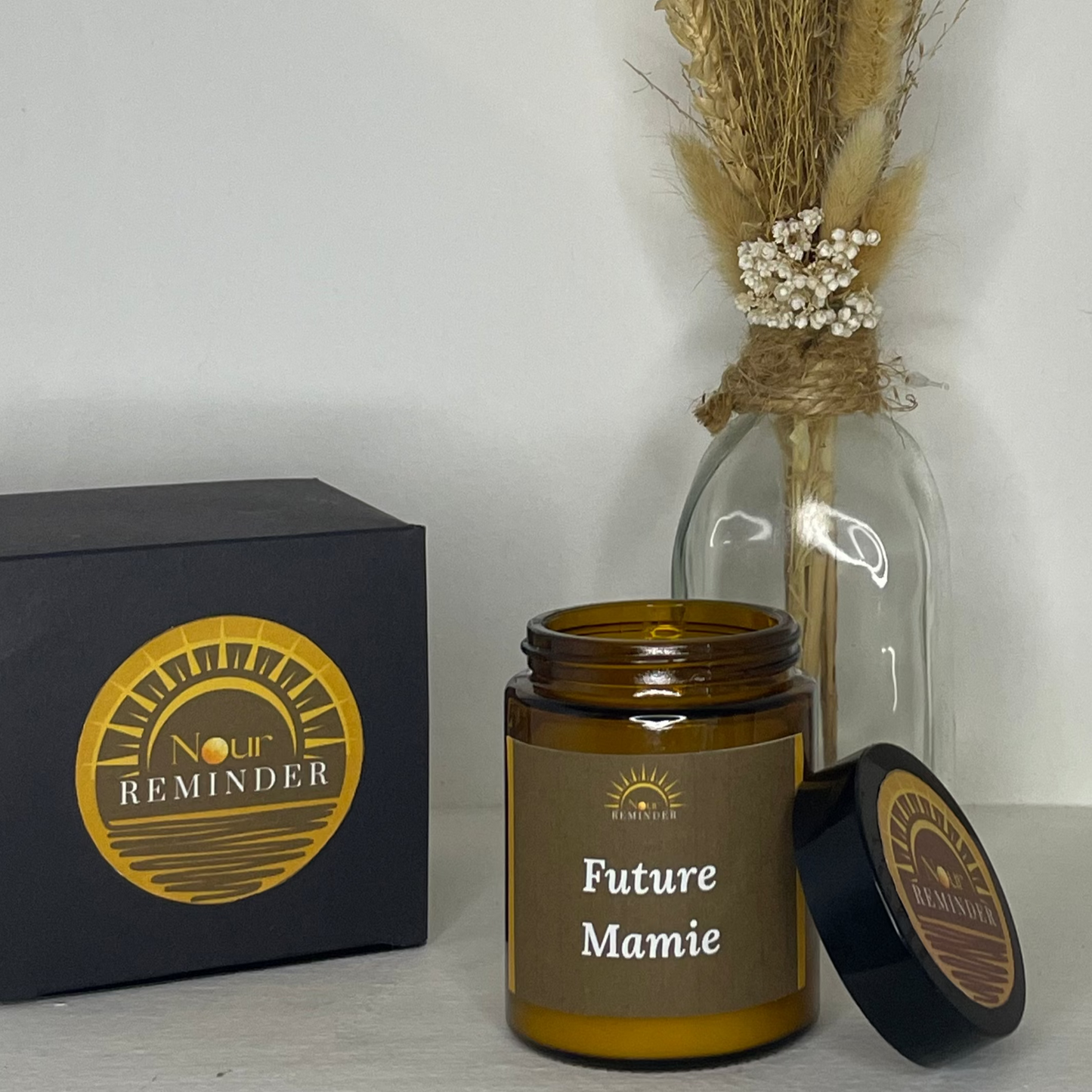 Bougie parfumée "Future Mamie"